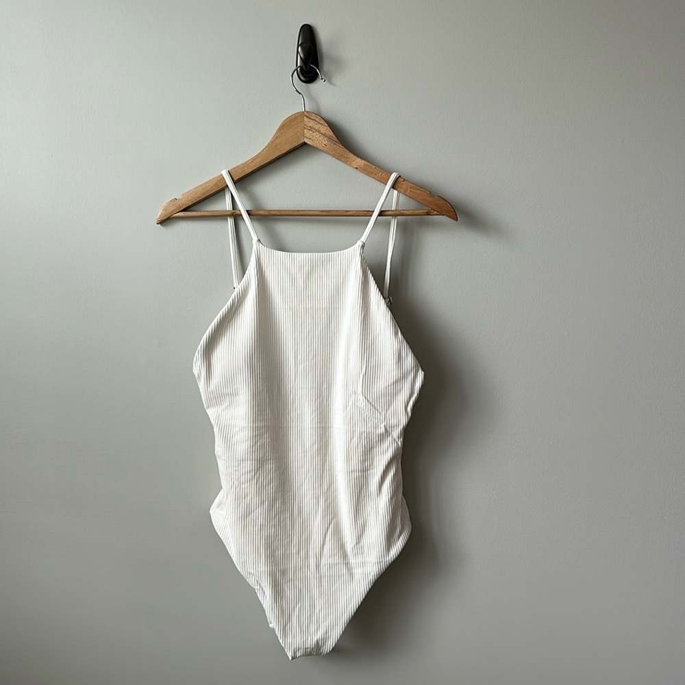 NWT Andie Asbury Ribbed One Piece in COCO M - Picture 2 of 8